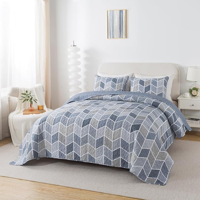SLPR - Blue and Gray Chevron Heather Quilt Set, Queen - Image 3