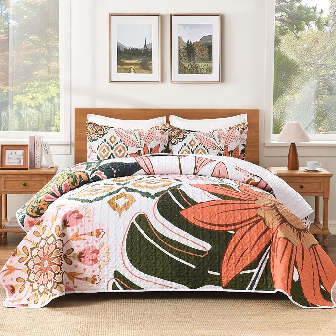 Quilt Queen Size, Reversible Polyester Coverlet Set - Image 2