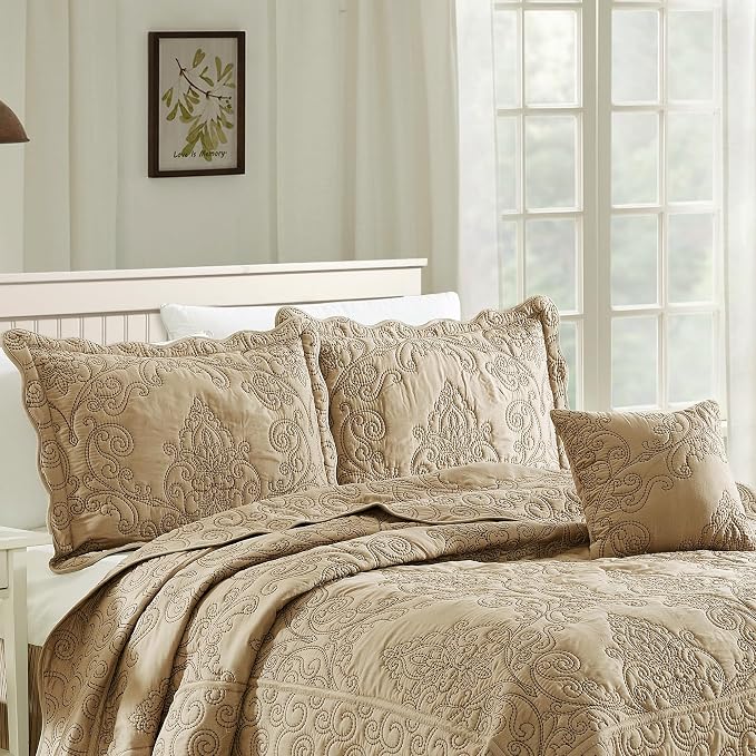 Home Soft Things Damask 4 Piece Bedspread Set, Scalloped Edge Reversible Quilt - Image 2