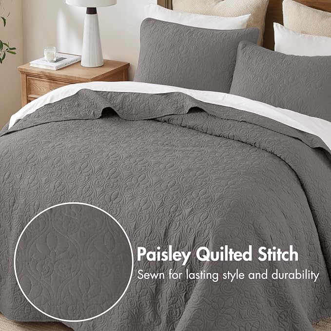 Madison Park King Quilt Bedding Set, Cottage-Inspired Damask, Classic Stitch - Image 3
