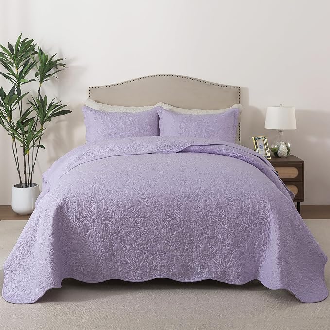 HoneiLife Queen Quilt Bedding Set by HoneiLife