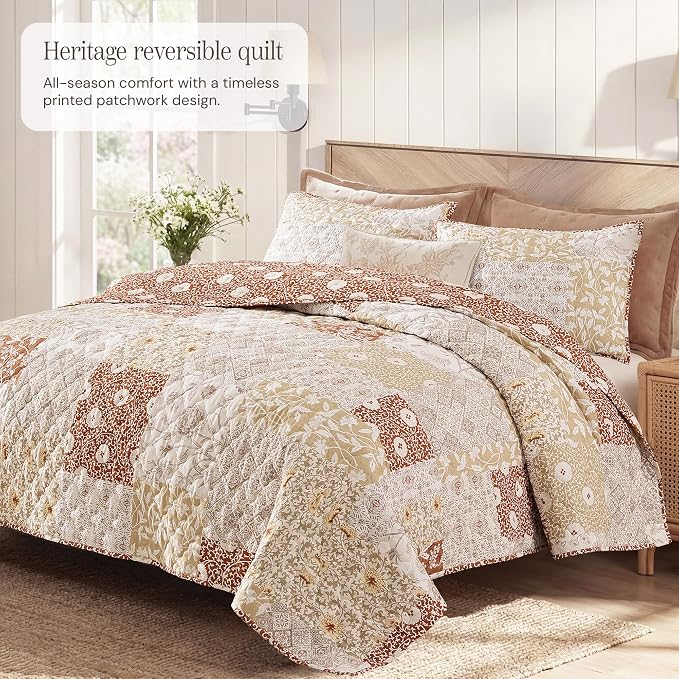 Queen Quilt Set-3 Pieces Soft Bedding Lightweight Floral Patchwork Coverlet | - Image 2