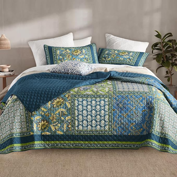 Twin Quilt Set - Washed Quilted Patchwork Comforter Coverlet, Lightweight by TEXSTEAD