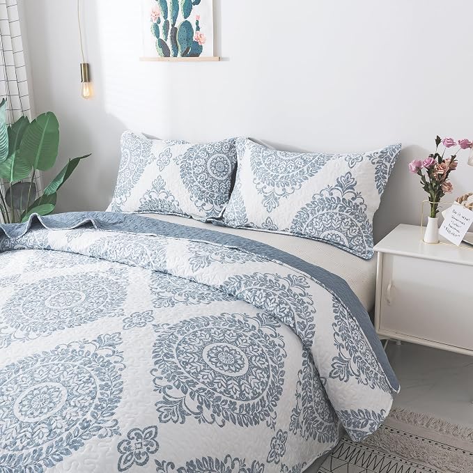 3-Piece Quilt Set Quilted Bedspread Lightweight Coverlet Set Floral Printed - Image 3