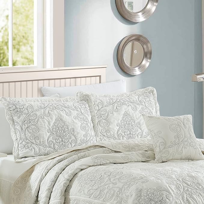 Home Soft Things Damask 4 Piece Bedspread Set, Scalloped Edge Reversible - Image 2