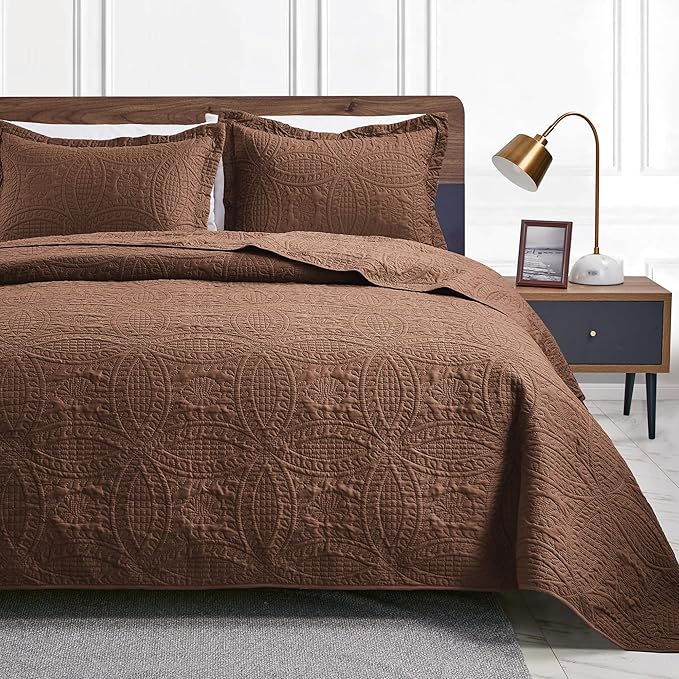 Love's cabin King Size Quilt Bedding Set Brown Bedspreads by Lovescabin