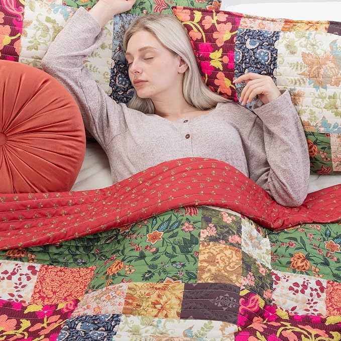 Queen Quilt Set for Bed - Image 3