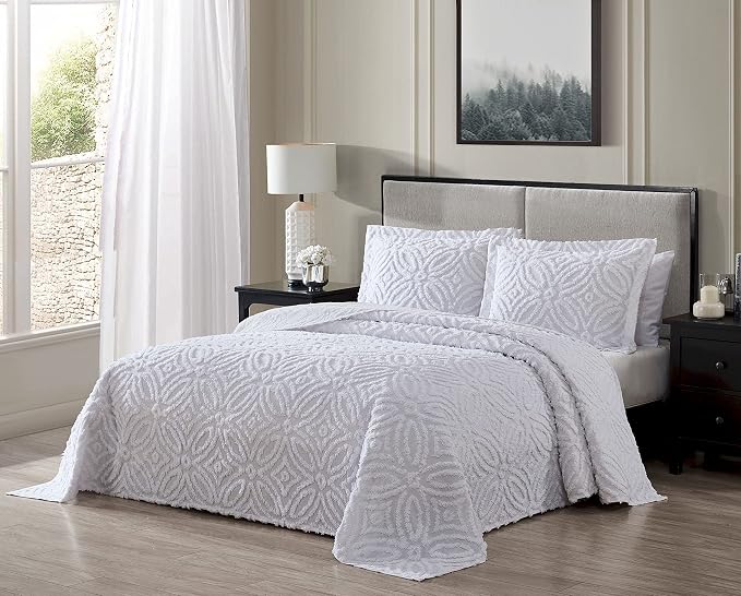 Beatrice Home Fashions Wedding Ring Chenille Bedspread - Image 6