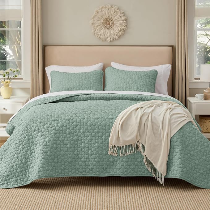 Bedsure Quilts Queen Size, Lucky Star Quilting Comforter Set Sage Green | by Unknown