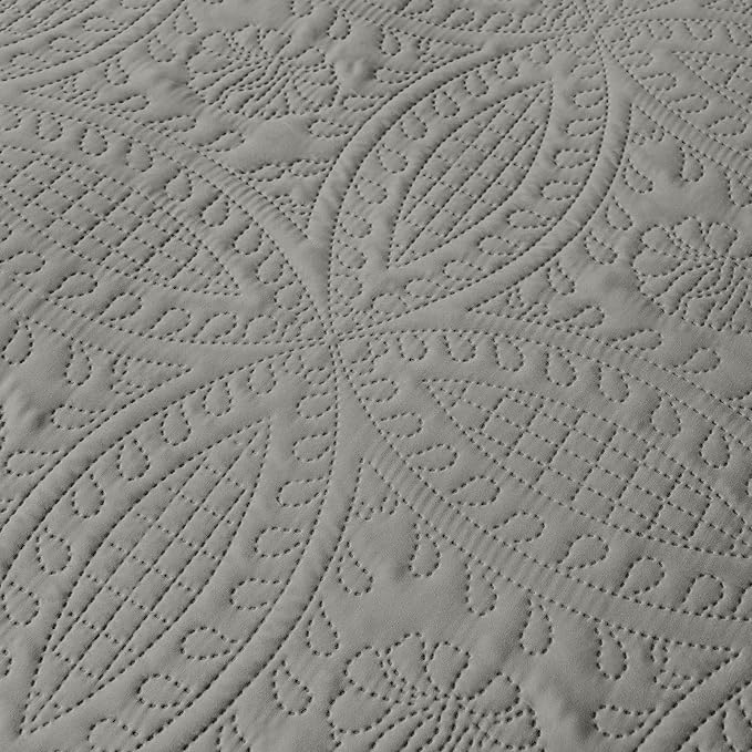 akkialla Dark Grey King/Cal King Quilt Set, Ultrasonic Lightweight Bedspread - Image 7