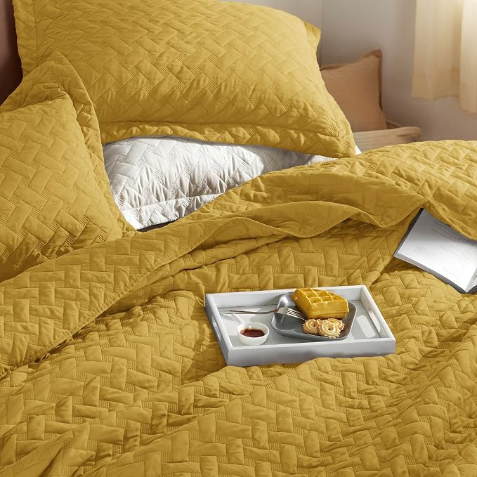 Bedsure King Size Quilt, Lightweight Comforter, Mustard Yellow Bedspread | - Image 2