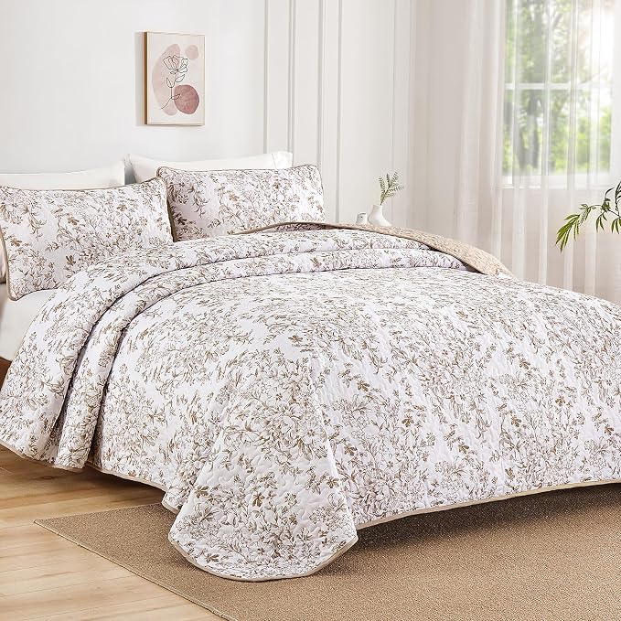 WONGS BEDDING Botanical King Quilt Bedding Set, 3 Pieces Bedspread, Microfiber - Image 2