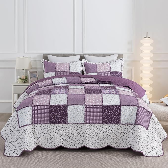 Etwel Lightweight Patchwork Queen Size Quilt Set by Unknown