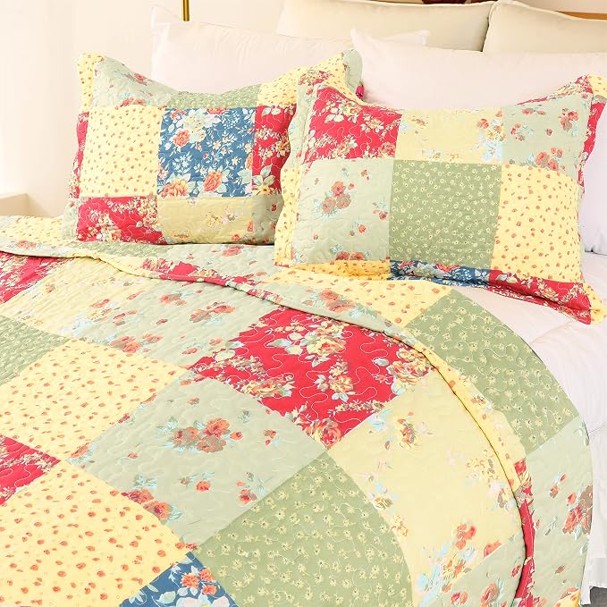 Cmfshape Summer Floral Queen Quilted Bedspread, Romantic Pink Quilt Set - Image 2