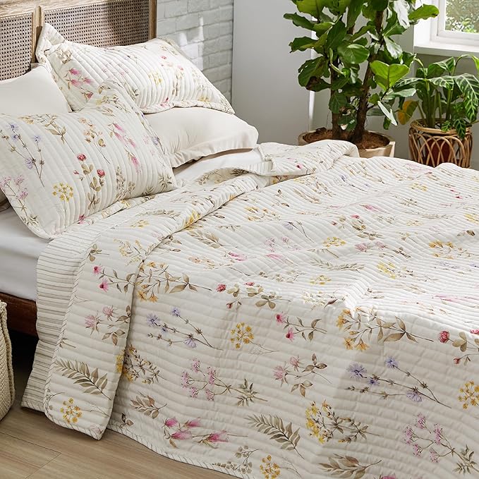 Bedsure Fall Quilts Queen Size, Reversible Botanical Floral Comforter | Autumn - Image 4