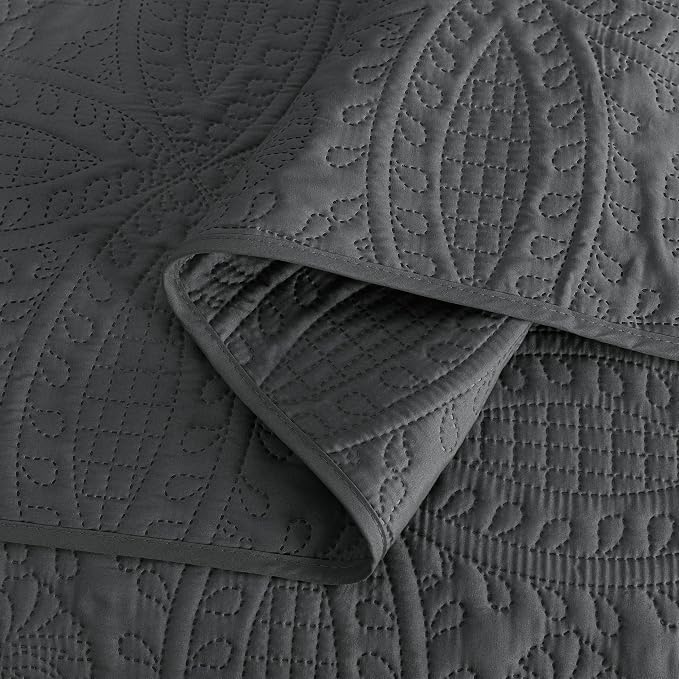 Chezmoi Collection Austin 3-piece Oversized Bedspread Coverlet Set - Image 6