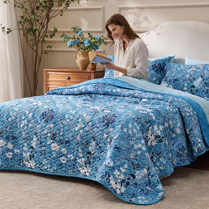 Bedsure Floral Quilts King Size, Reversible Blue Floral Comforter Bedding | - Image 8