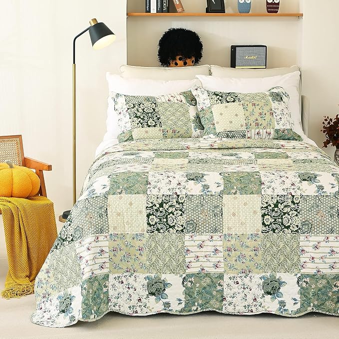 Cmfshape Summer Floral Oversized King Quilted Bedspread, Romantic Green Quilt - Image 2