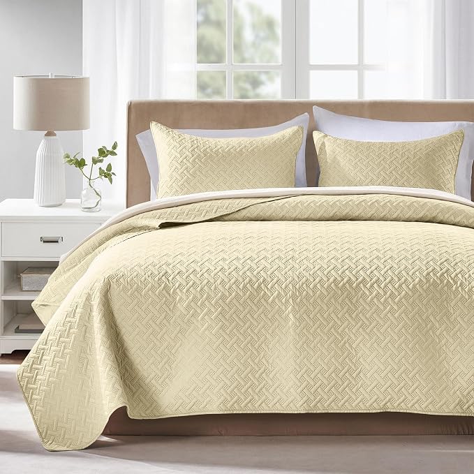 FLYMME Twin Quilt Set, Lightweight Butter Yellow Bedspreads, Basket Weave by FLYMME