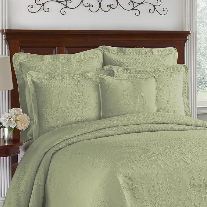 King Charles Modern Farmhouse Floral Matelasse Bedspread, 100% Cotton - Image 4