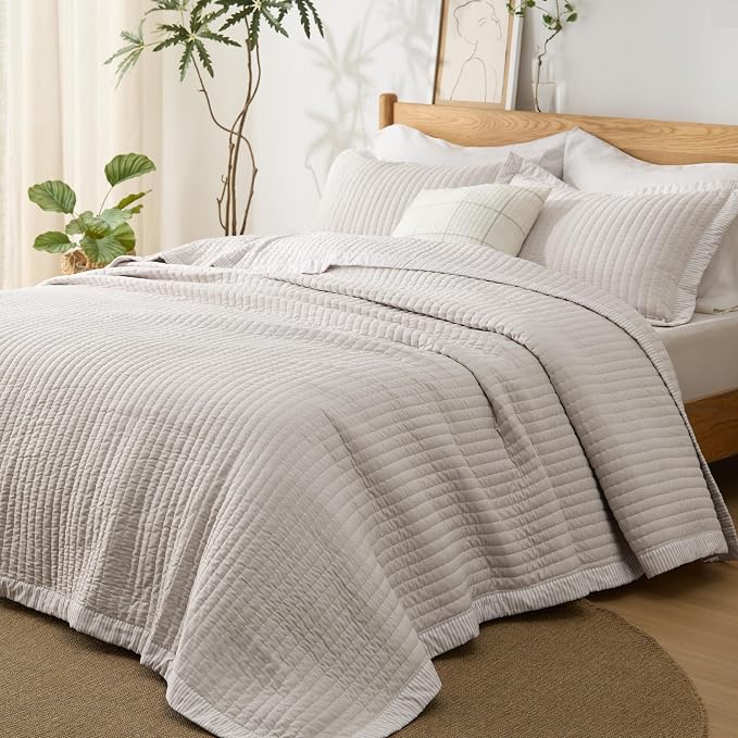 Bedsure King Size Quilt, Lightweight Striped Thin Comforter, Linen | Breathable - Image 9