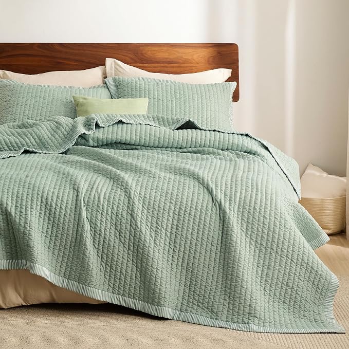 Bedsure Green Quilts Queen Size - Image 8