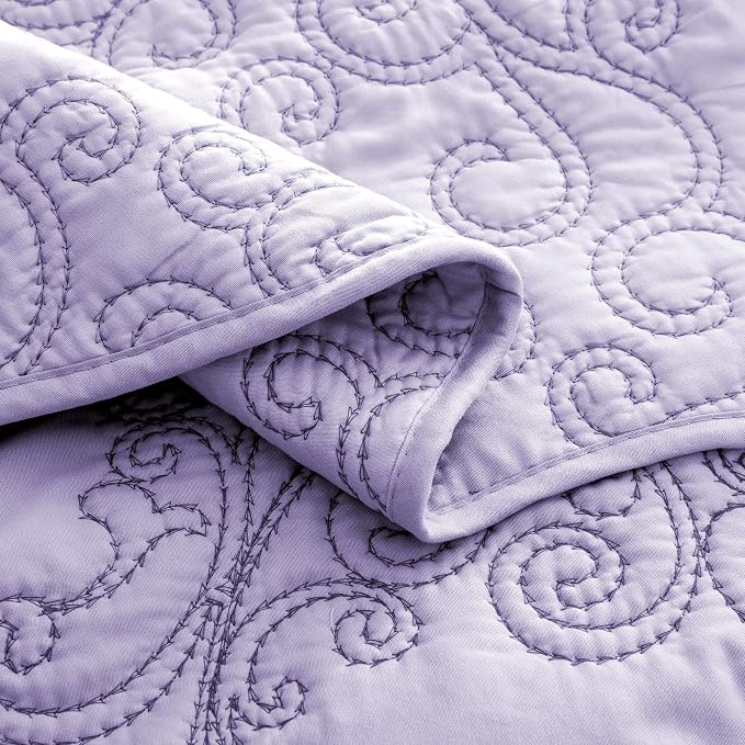 Home Soft Things Damask 4 Piece Bedspread Set, Scalloped Edge Reversible Quilt - Image 3