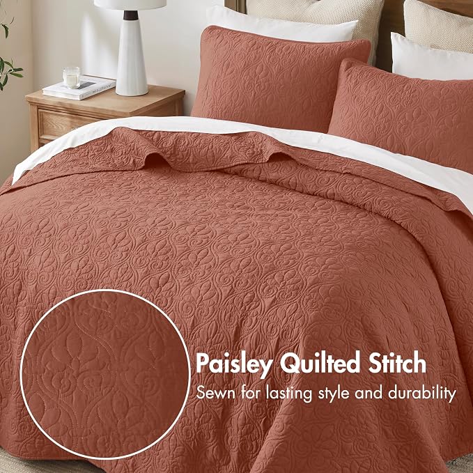 Madison Park King Quilt Bedding Set, Cottage-Inspired Damask, Classic Stitch - Image 3