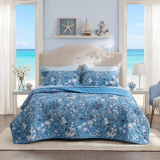 Bedsure Floral Quilts King Size, Reversible Blue Floral Comforter Bedding | by Unknown