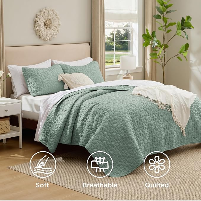 Bedsure Quilts Queen Size, Lucky Star Quilting Comforter Set Sage Green | - Image 2