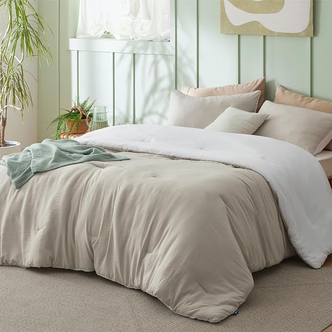 Bedsure Queen Comforter Set, 3 Pieces GentleSoft™ Bed Set, 1 Lightweight - Image 2