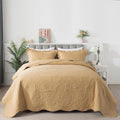 HoneiLife Queen Quilt Bedding Set by HoneiLife