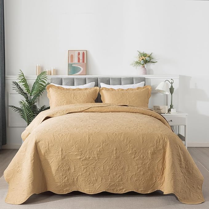 HoneiLife Queen Quilt Bedding Set by HoneiLife
