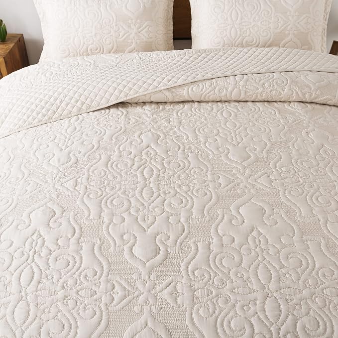 3-Piece King Quilt Set Quilted Bedspread Oversized Microfiber Lightweight - Image 4