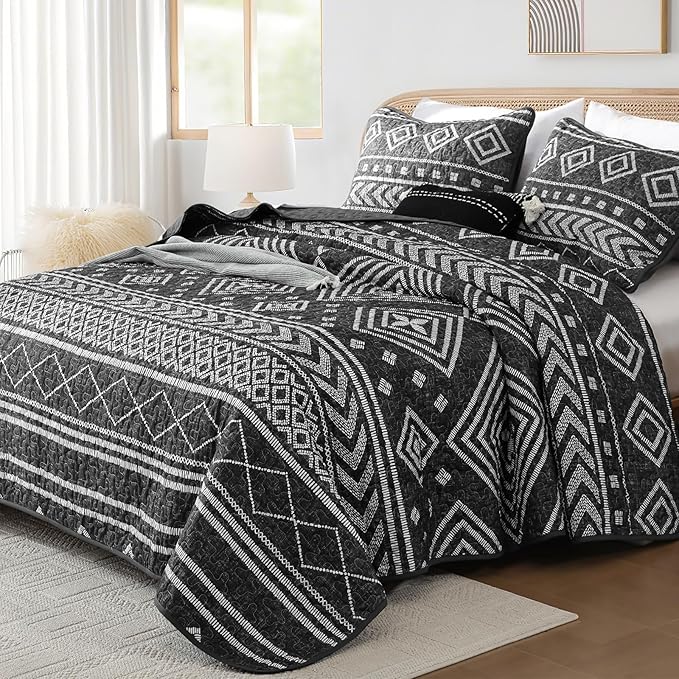 Yiran Boho Quilts Queen Size by Yiran