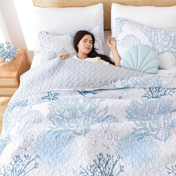 weigelia Coastal Quilt Queen Size, Soft Lightweight Microfiber, Machine Washable - Image 7