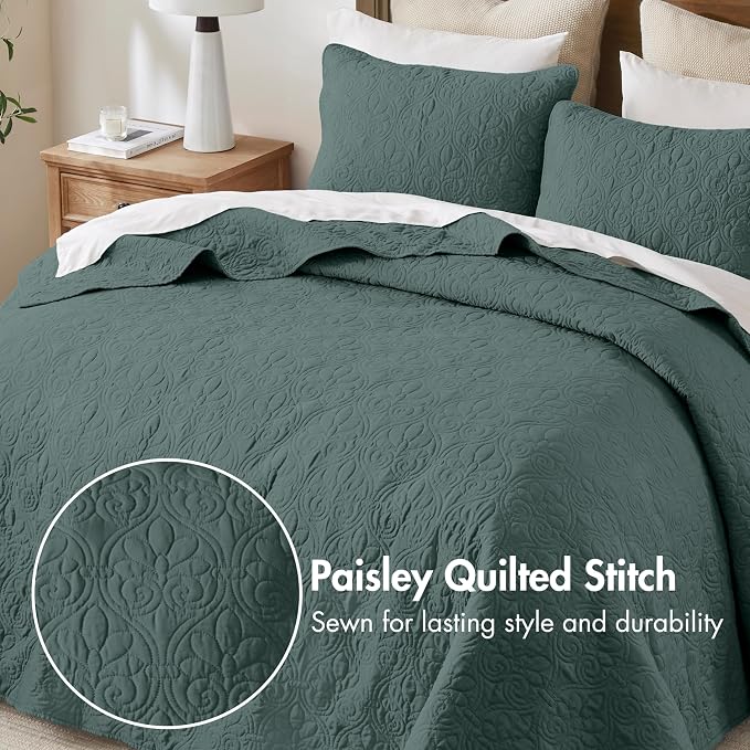 Madison Park Queen Quilt Bedding Set, Cottage-Inspired Damask, Classic Stitch - Image 3