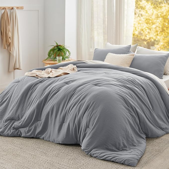 Bedsure Super King Comforter Set, 3 Pieces GentleSoft™ Bed Set, 1 Lightweight by Unknown