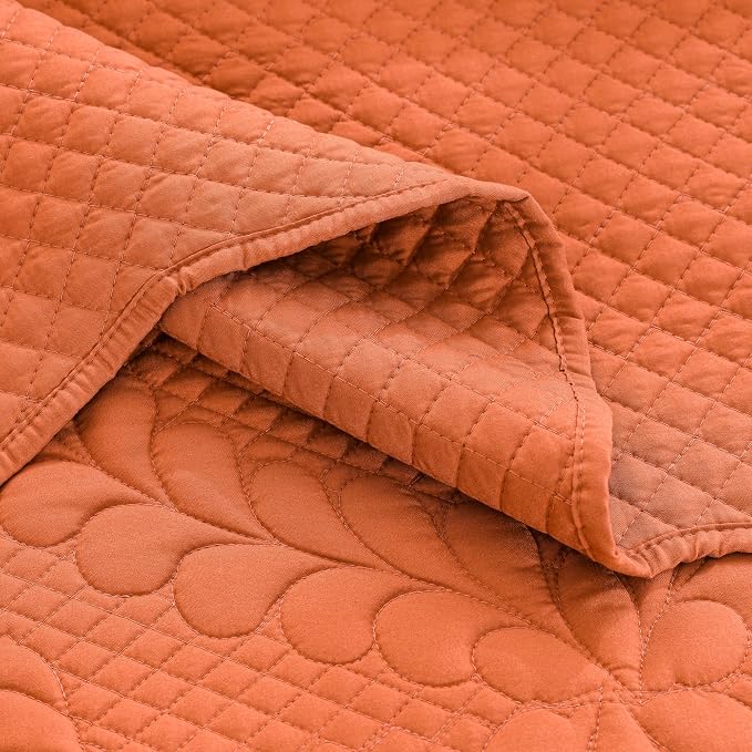EVENHUG Oversized King Bedspreads California King Quilt Set - Image 8