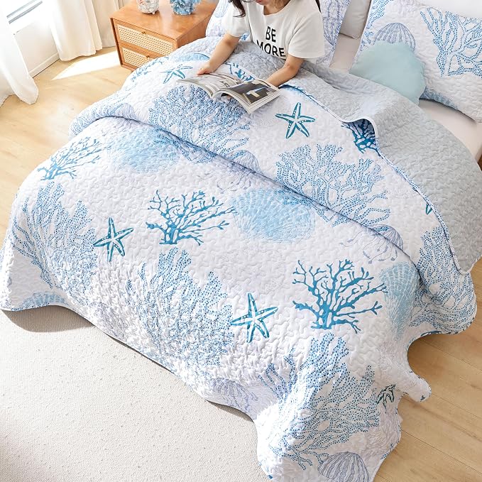 weigelia Coastal Quilt Queen Size, Soft Lightweight Microfiber, Machine Washable - Image 3