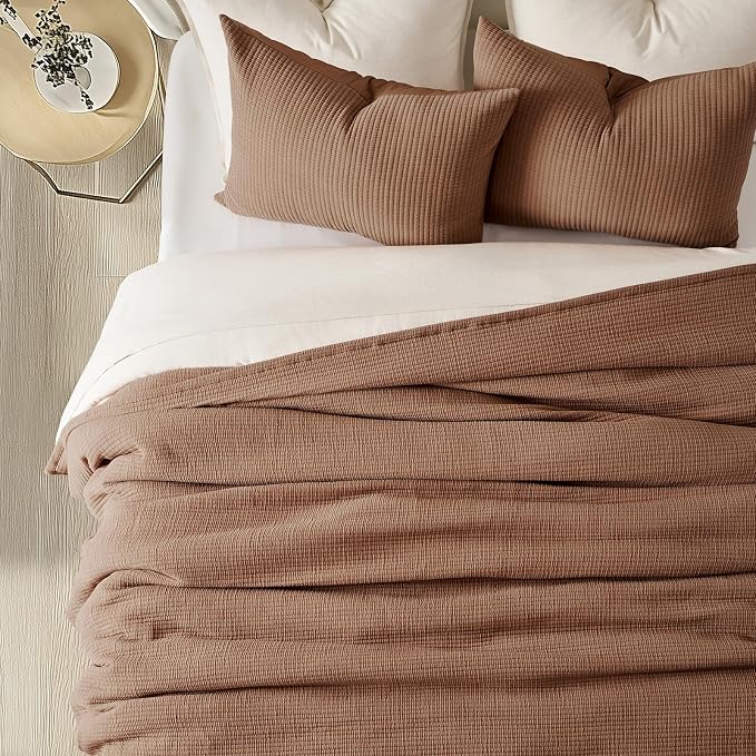 EVERGRACEHOME Cotton Gauze Matelassé Coverlet, King Size, Terracotta Clay | - Image 2