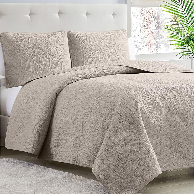 Mellanni Twin Bedspread Coverlet Set by Mellanni