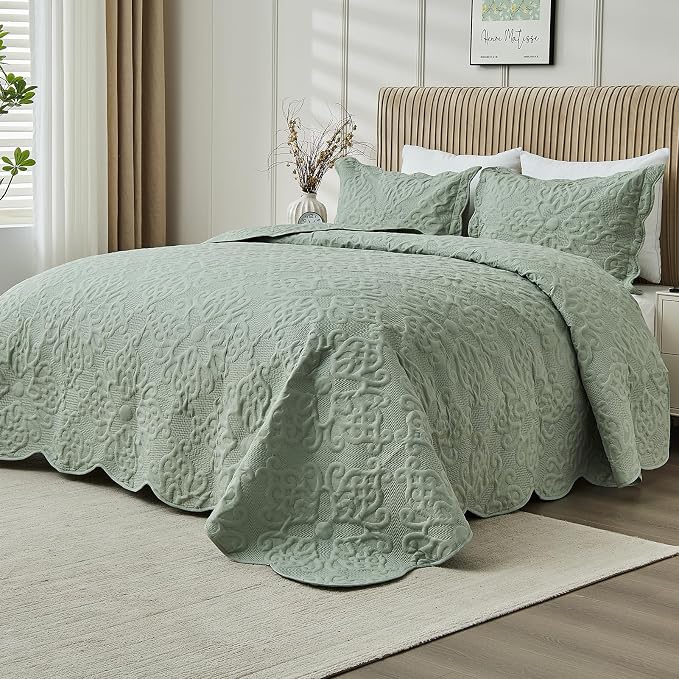 Kingnex Oversized King Bedspreads 128x120 Sage | Lightweight, Extra Wide Quilt by Kingnex