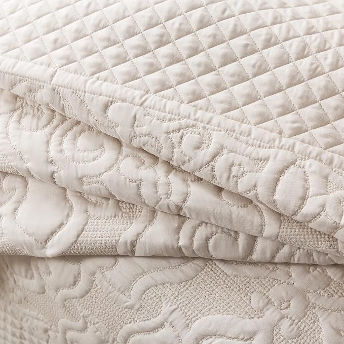 3-Piece King Quilt Set Quilted Bedspread Oversized Microfiber Lightweight - Image 6