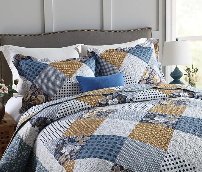 3-Piece Queen Quilt Sets with Shams Oversized Bedding Bedspread Reversible Soft - Image 2