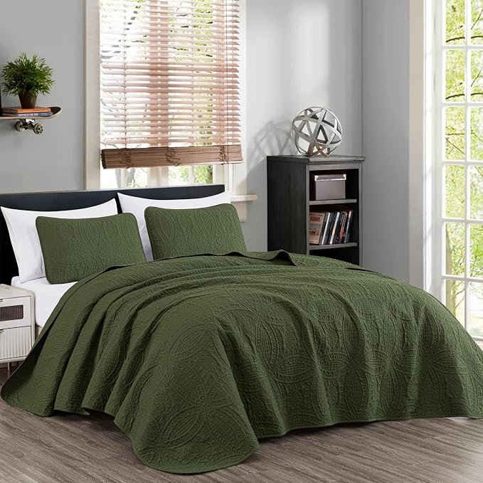 Chezmoi Collection Austin 3-Piece Oversized Bedspread Coverlet Set by ChezmoiCollection
