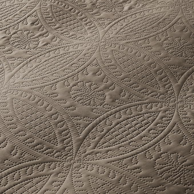 akkialla Mocha Brown King/Cal King Quilt Set, Ultrasonic Lightweight Bedspread - Image 7
