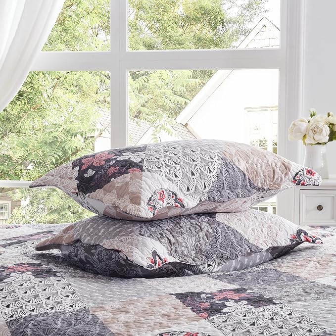 King Size Quilt Set 3 Pieces Lightweight Reversible Bedspread-98''x106'' Soft - Image 6