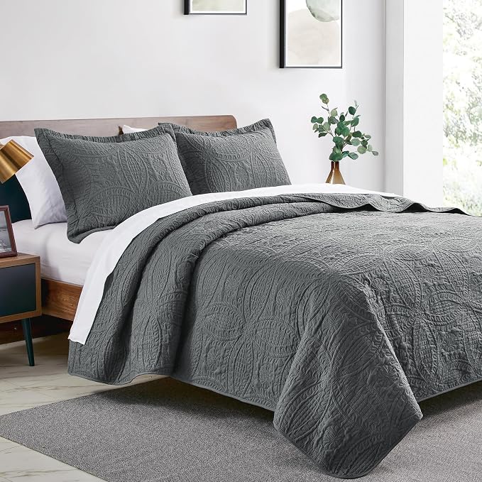 Love's cabin California King Size Quilt Bedding Set Dark Grey Bedspreads - Image 2