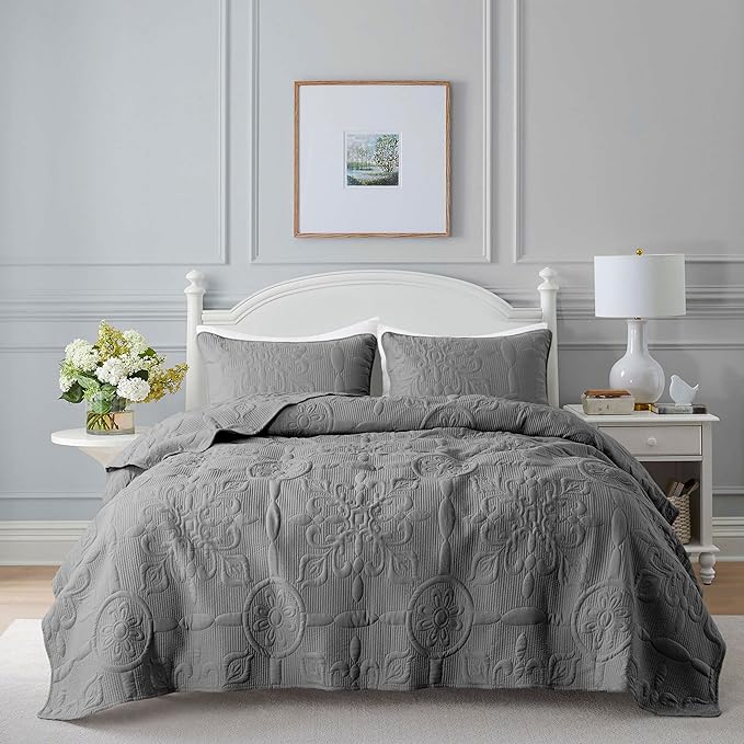 B2EVER Dark Grey Damask Quilt King Size Bedding Sets by B2EVER